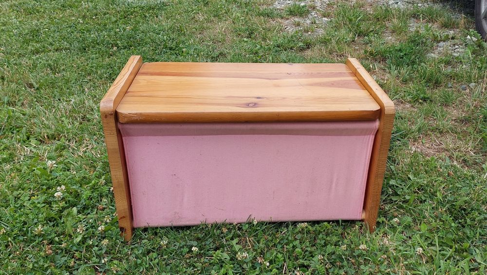 Drewniana skrzynka, siedzisko, schowek 60 × 35 × 35 cm
