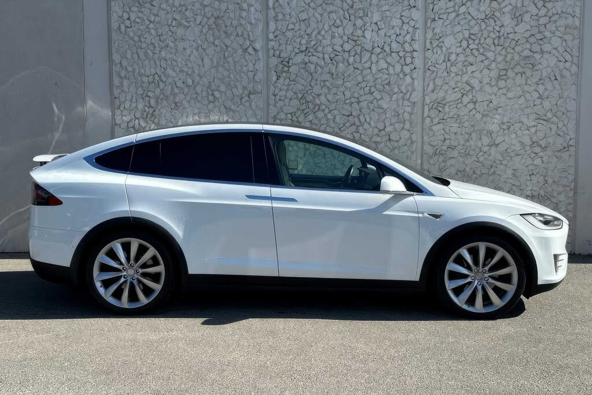 2016 Tesla Model X