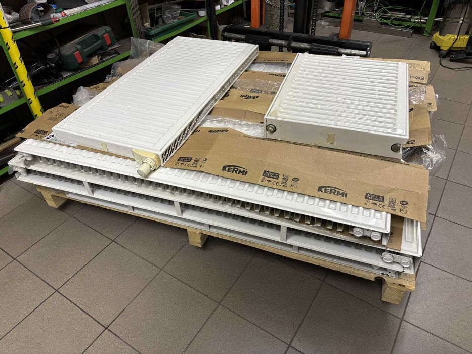 7x kaloryferów KERMI