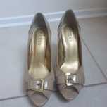 Buty szpilki guess 38