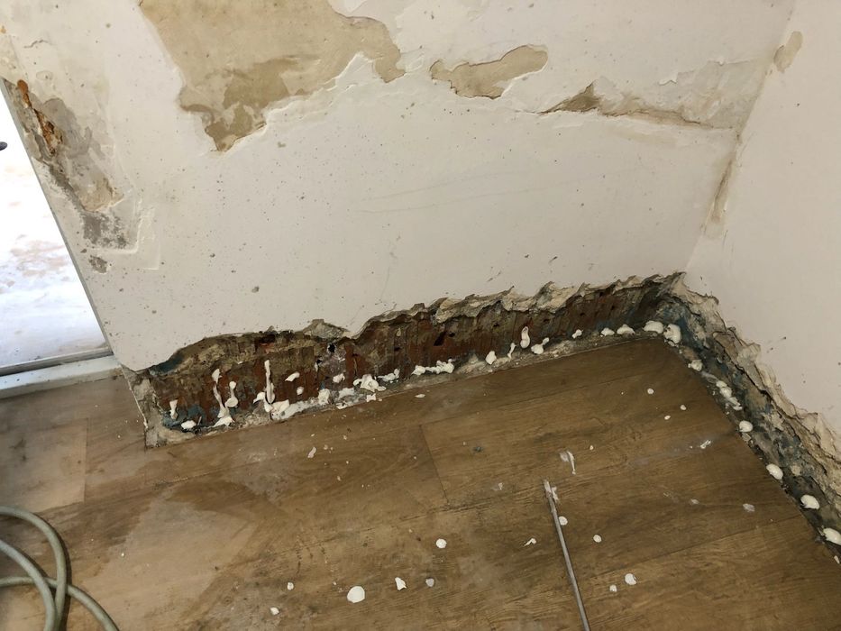 INIEKCJA Krystaliczna murów, Osuszanie Budynków