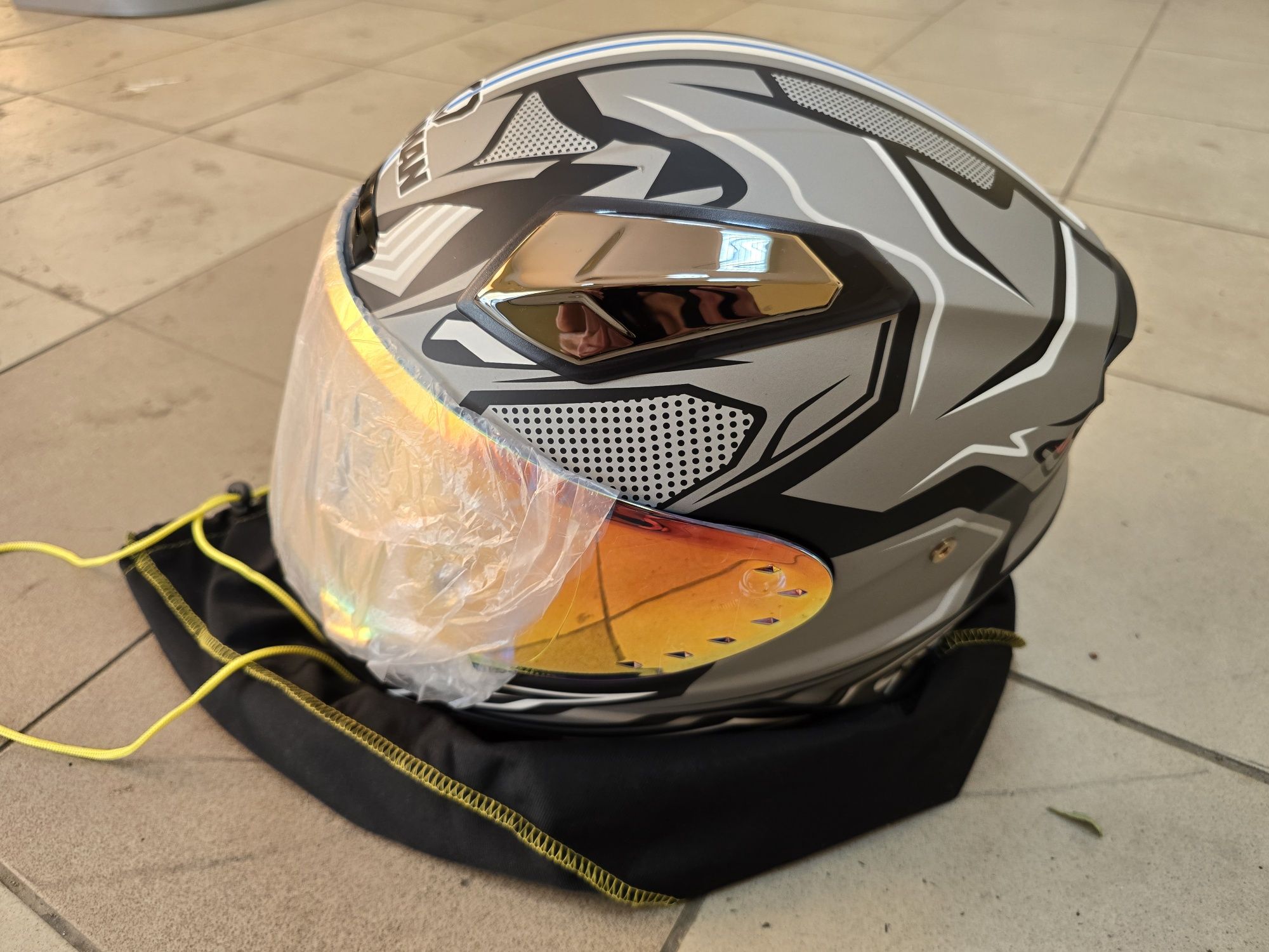 Kask motocyklowy soman xl