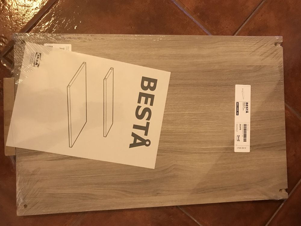 Móvel TV Ikea (Bestå)