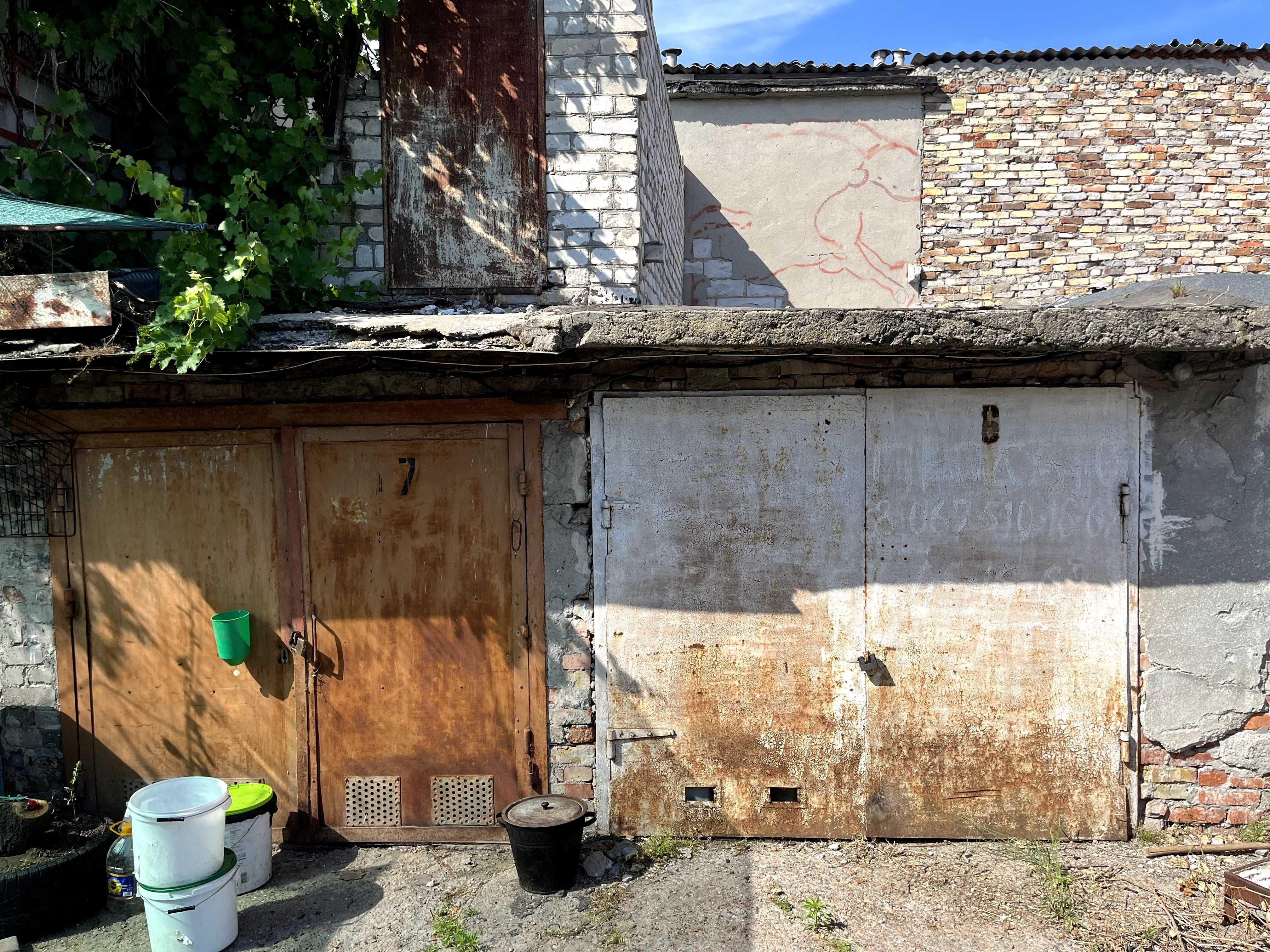 Причал з лафетом під човен (Широка балка, кінцева 87 маршруту)