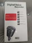 Nowy cyfrowy dyktafon (Digital Voice Recorder).