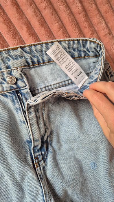 Новіт жіночі джинси мом,трапеція, S ,з високою талією