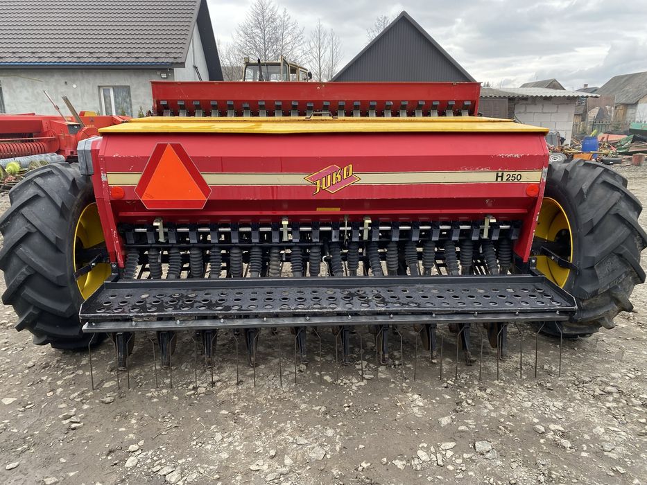 Сівалка дискова 2.5м ЮКО з міндобривом є сіялка сімульта туме