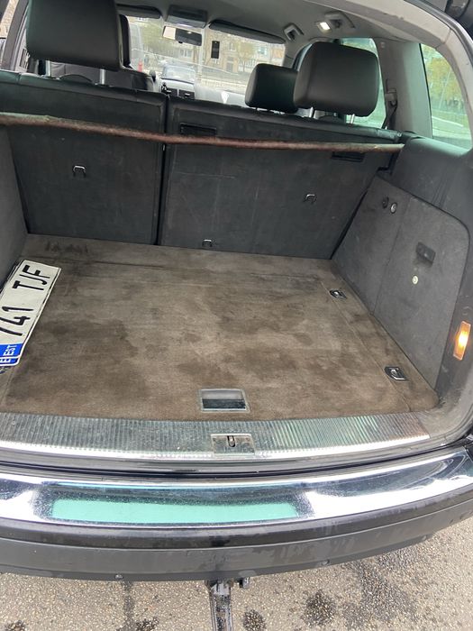 Фольцваген Туарег 2006 рік, 2,5 дізель автомат