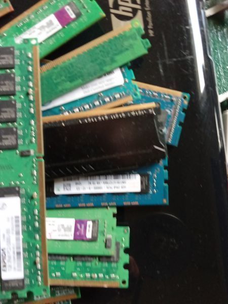 DDR 4  8  gigas teste ok venda e reparação de computadores