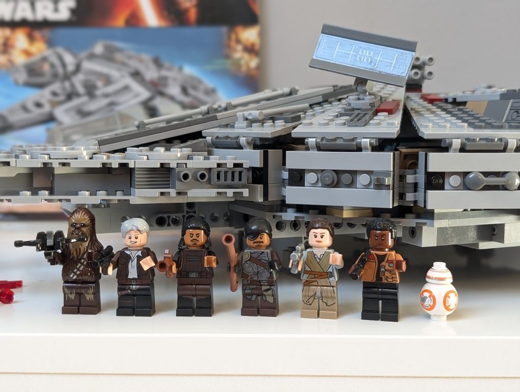 Lego 75105 Millennium Falcon kompletny