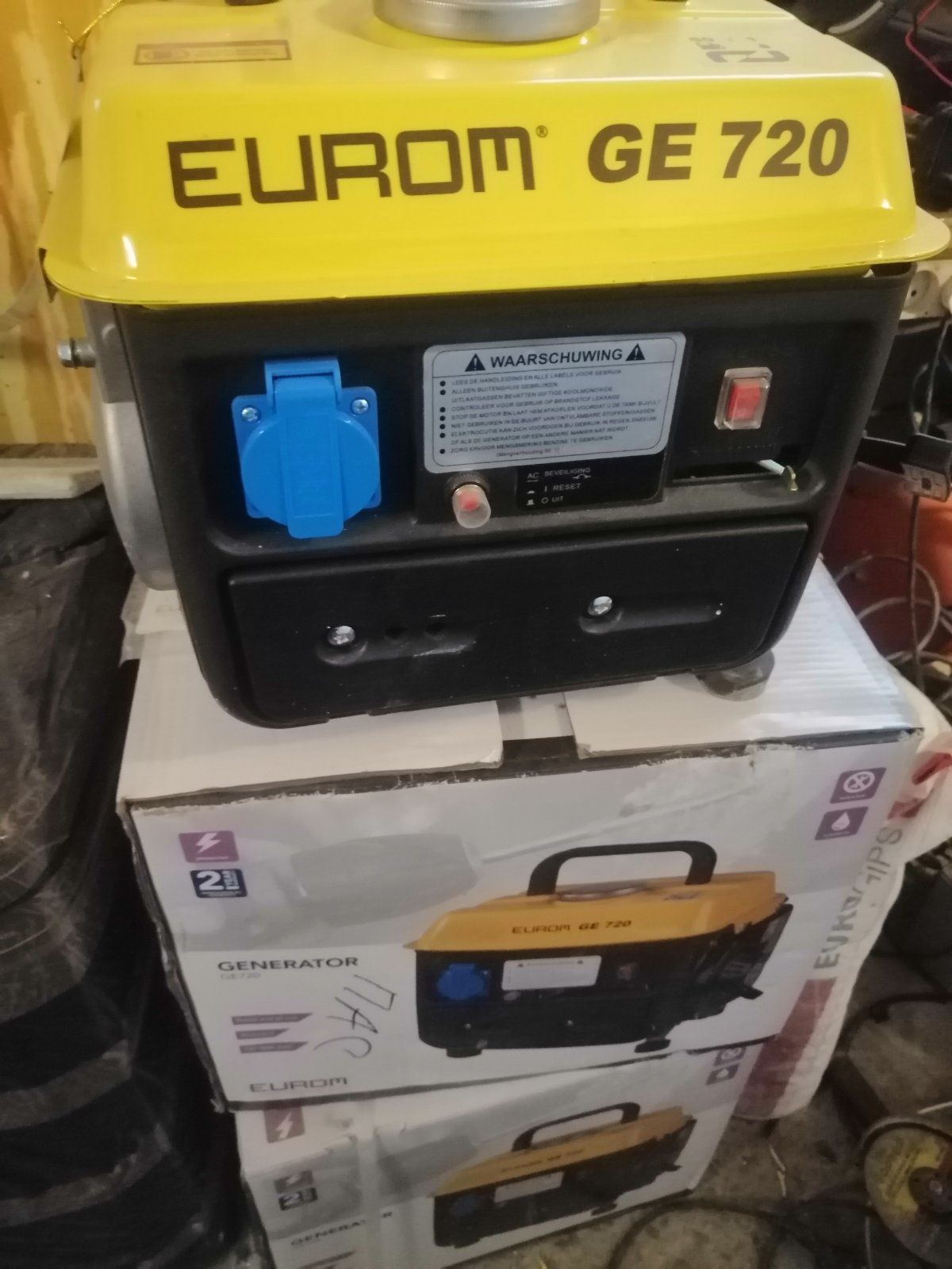 Продам 2 нових генераторів