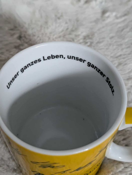 Kubek Borussia Dortmund 2011/2012 autografy drużyny BVB 09