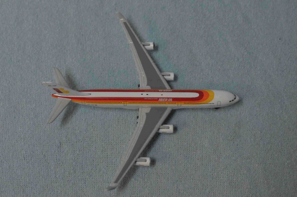 Metal - Airbus 340-200 Iberia