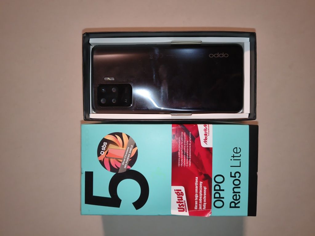 Oppo Reno 5 lite