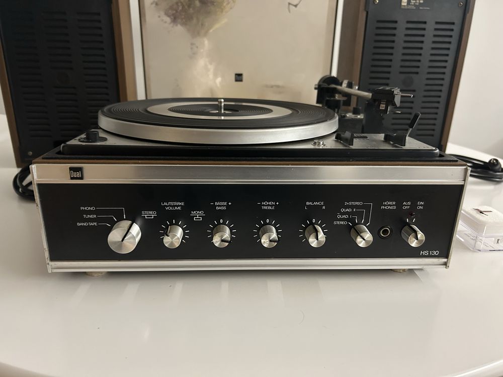 Dual HS 130 gramofon ze wzmacniaczem