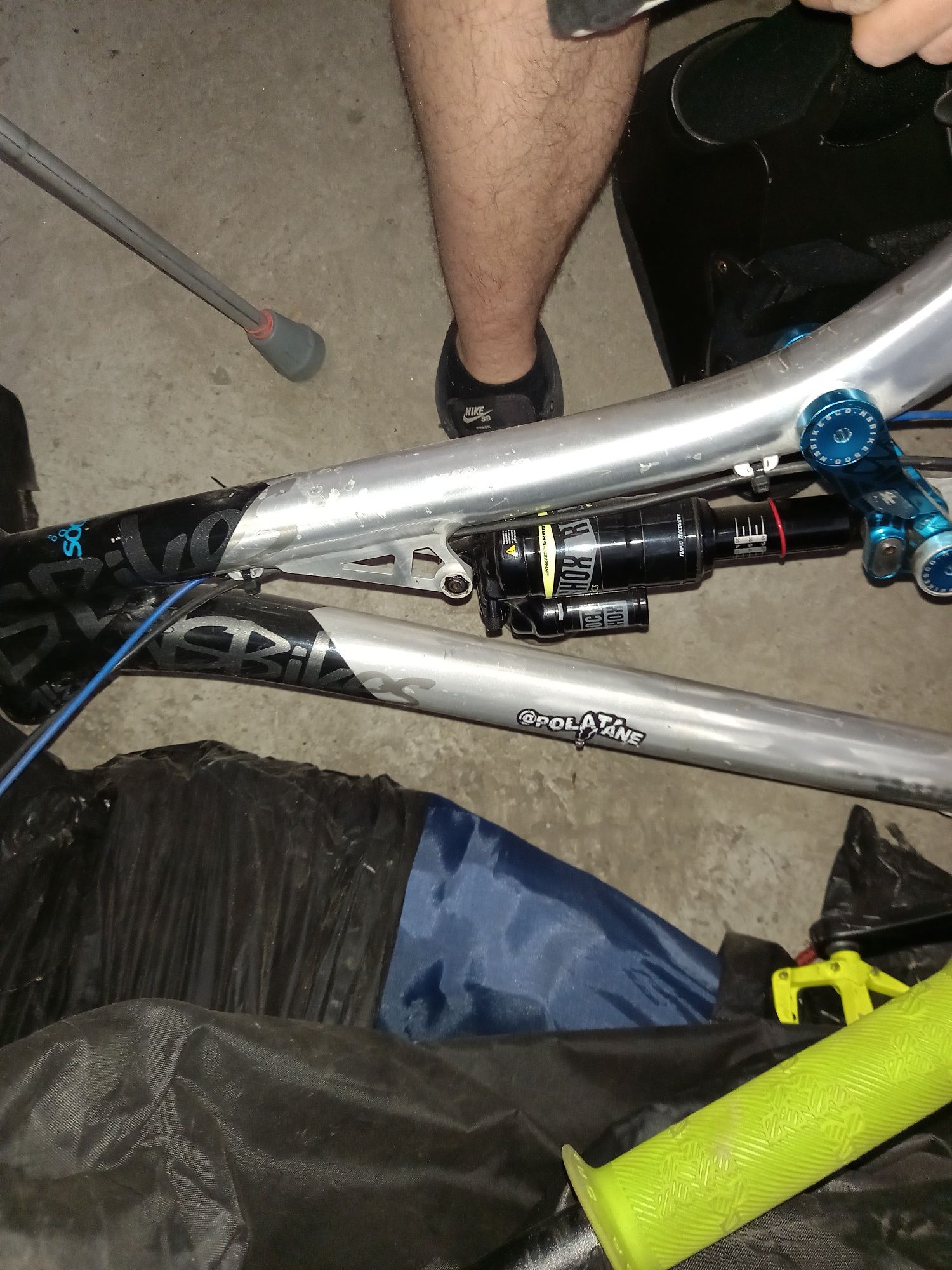 Rama Ns Soda FR + Damper rock shox Monarch+ RC3