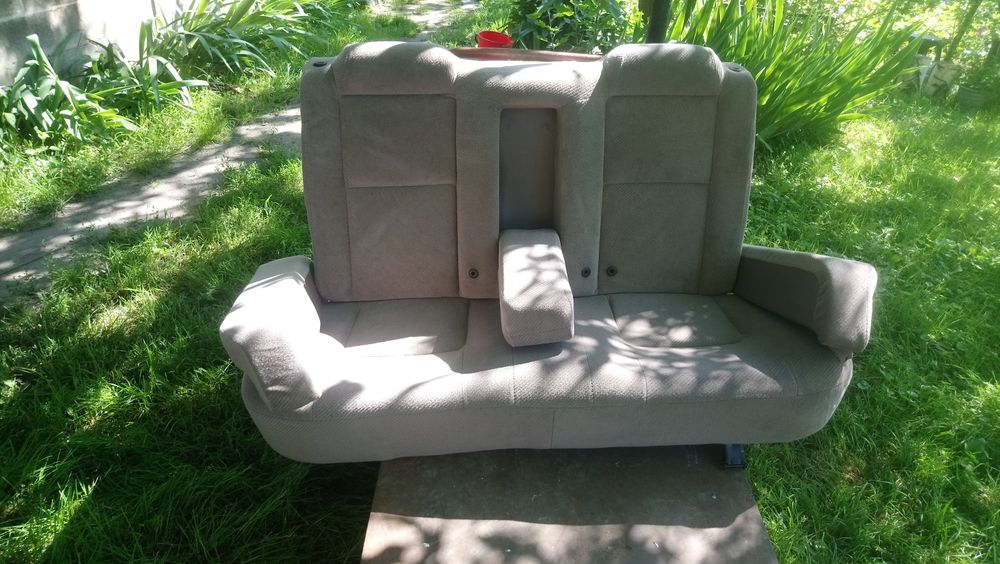 Сиденья велюр от рено 25