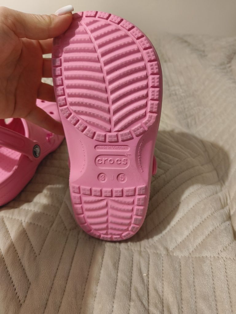 Klapki sandały Crocs r.35