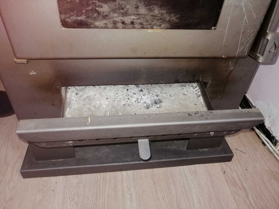 Vendo Salamandra a lenha