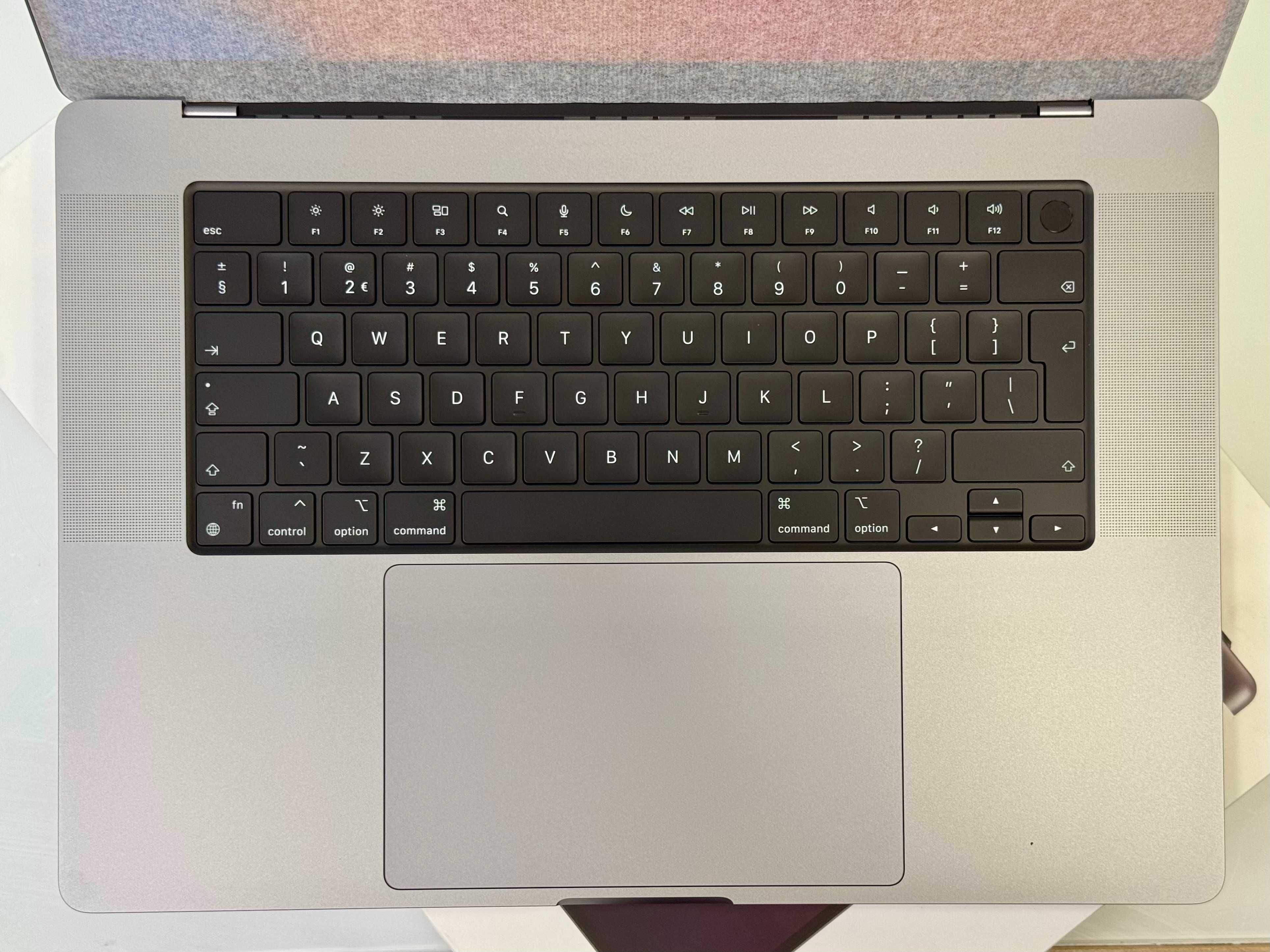 MacBook Pro 16 M2 Max MNWA3 Space Gray (2023) 12CPU 38GPU 32GB 1TB