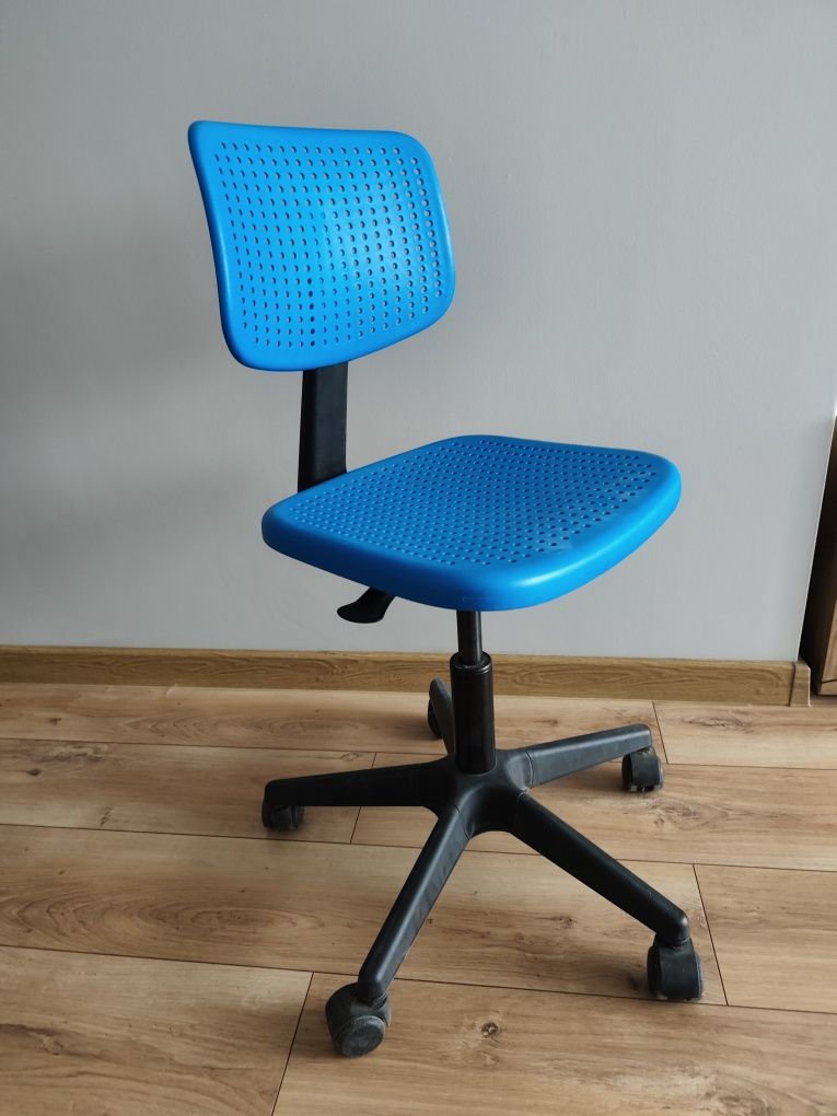 Krzesło obrotowe Ikea Arik, stan bdb.
