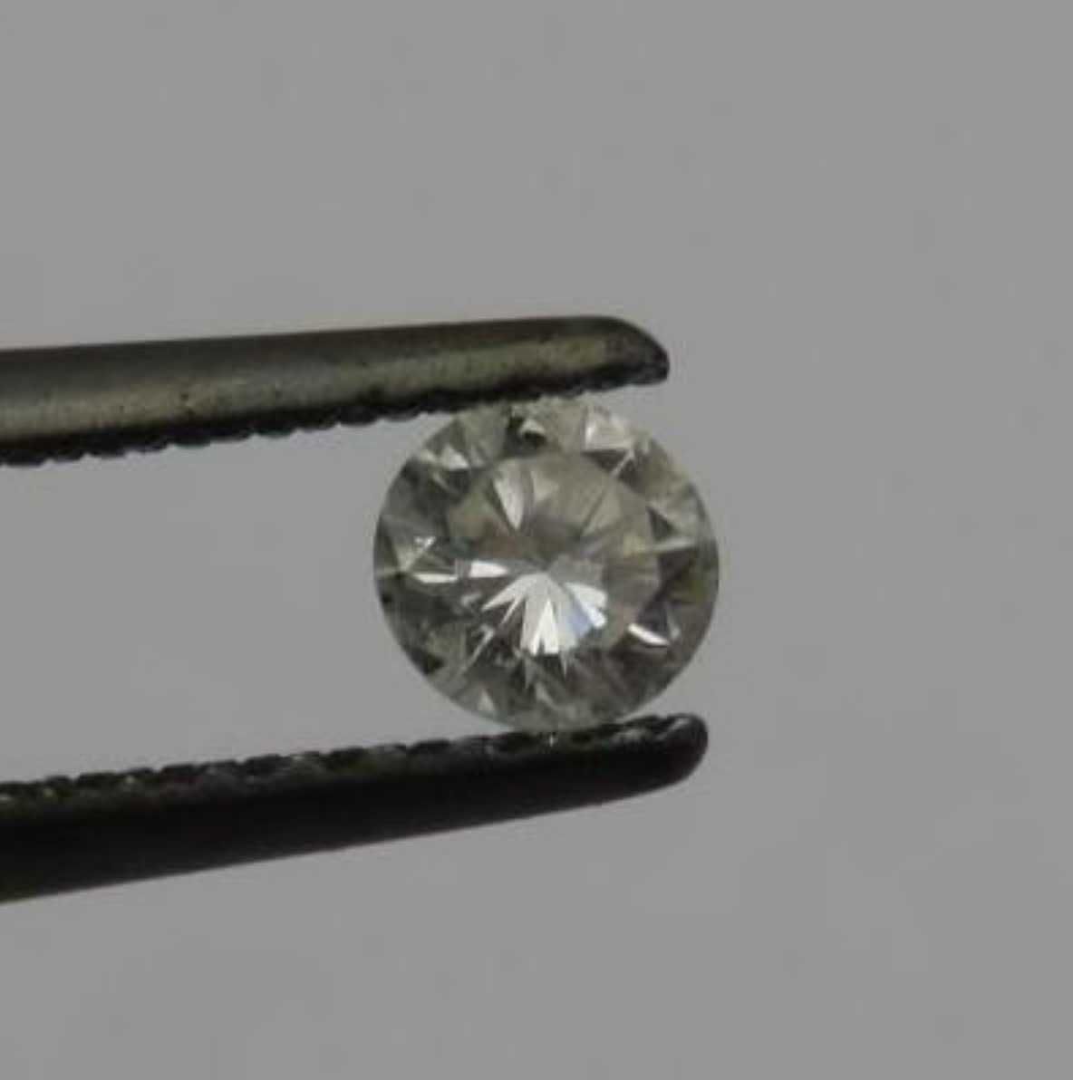 Round brilliant cut diamond of 0.16 carat