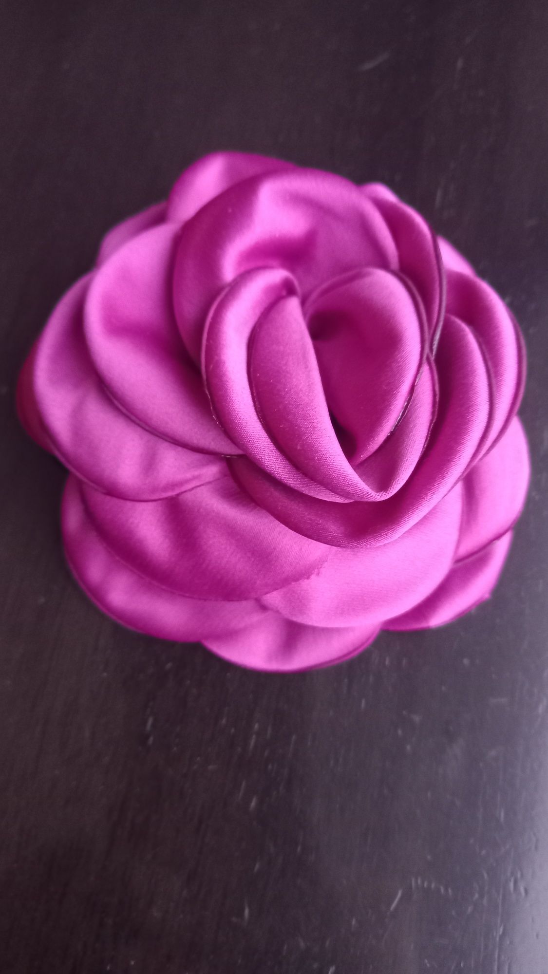 Kwiat różowy fuksja broszka ozdoba do włosów Nowa