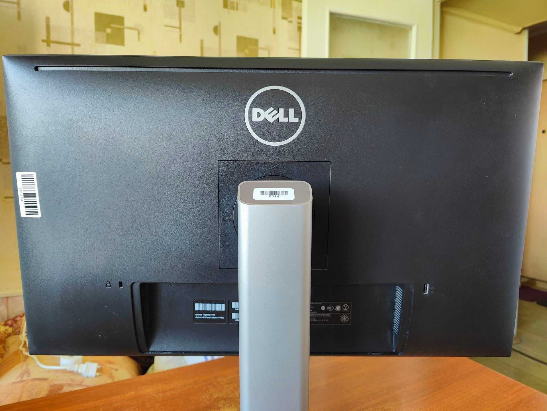 Монітор Dell UltraSharp U2715H