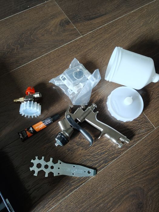 Pistolet lakierniczy walcom xlight 1.3