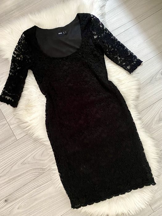 Piękna czarna klasyczna koronkowa sukienka ASOS rozmiar S