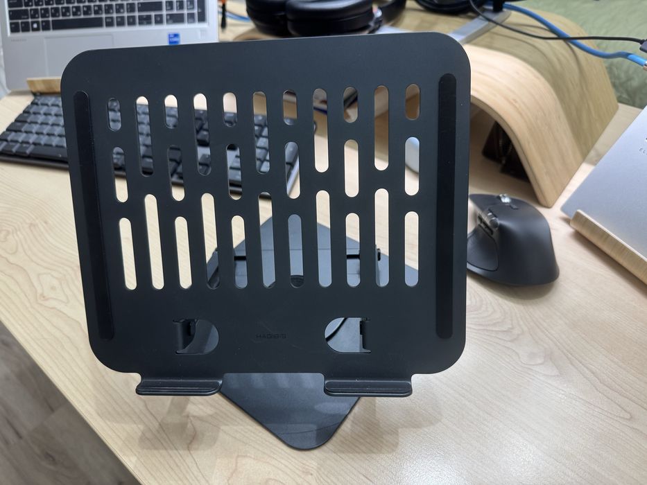 Продам HAGIBIS підставку для ноутбука