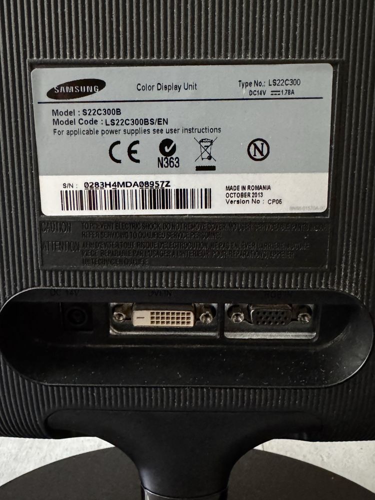 Monitor Samsung LS22C300 21.5 cala