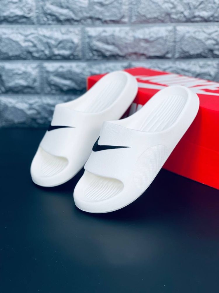 Шлепанцы Nike Victori one shower slide женские Шлепки сланцы Найк