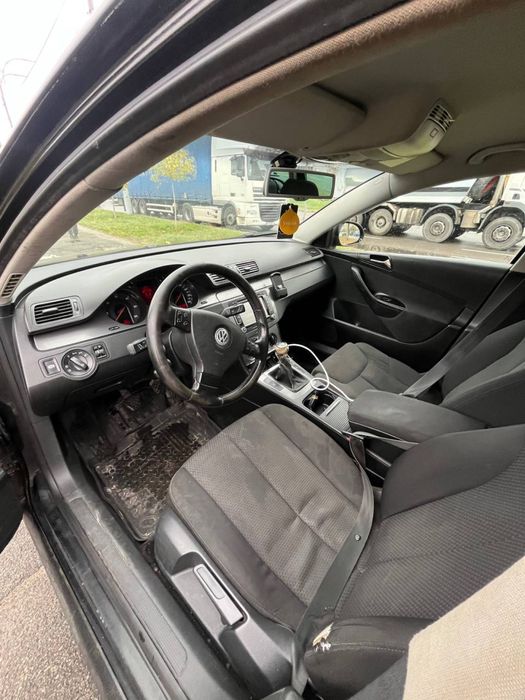 Volkswagen Passat B6 2.0 tdi механика 2005р В Киеве!