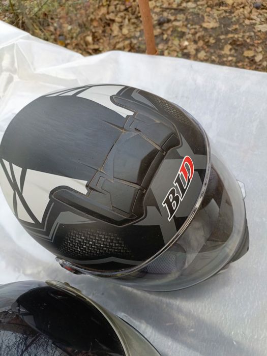 Продам мотошоломи 100у.е