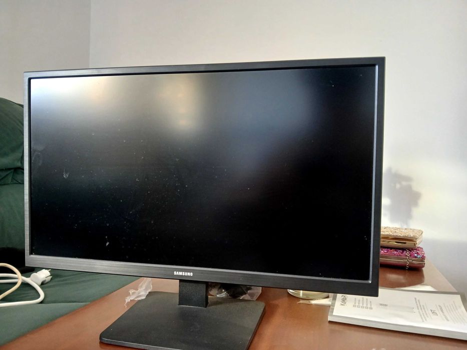 Torre gaming lenovo ideacentre