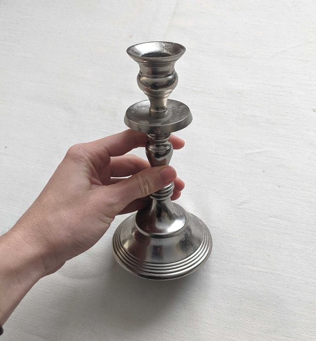 Підсвічник елегантний