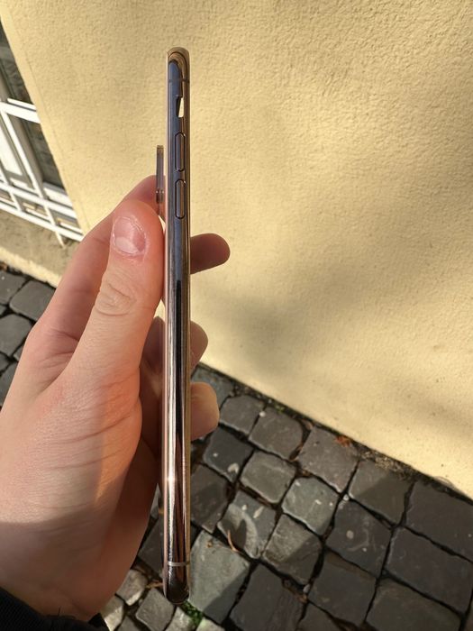 iPhone XS Max корпус