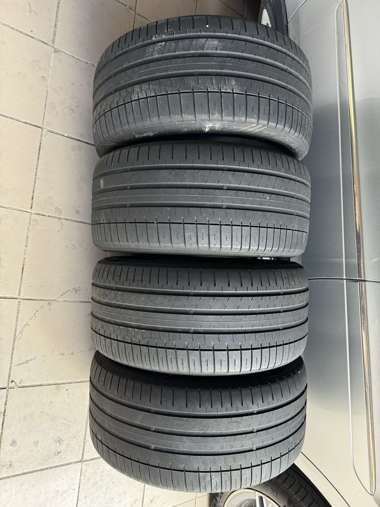 Шини літні 295/40/20 Falken azenis fr 510 SUV