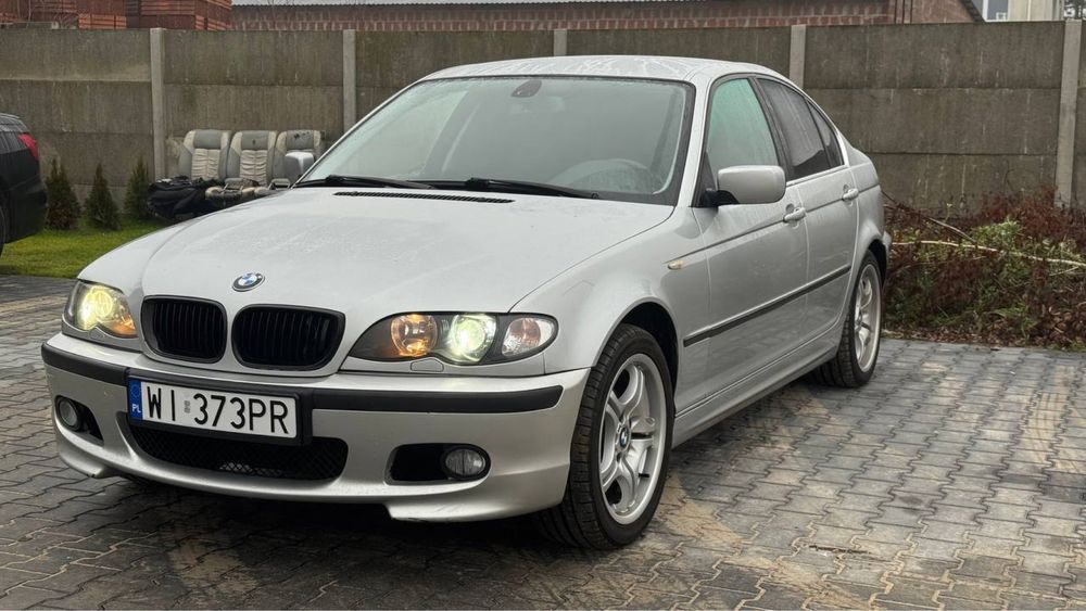BMW 3 E-46  2.2 Benz  2002