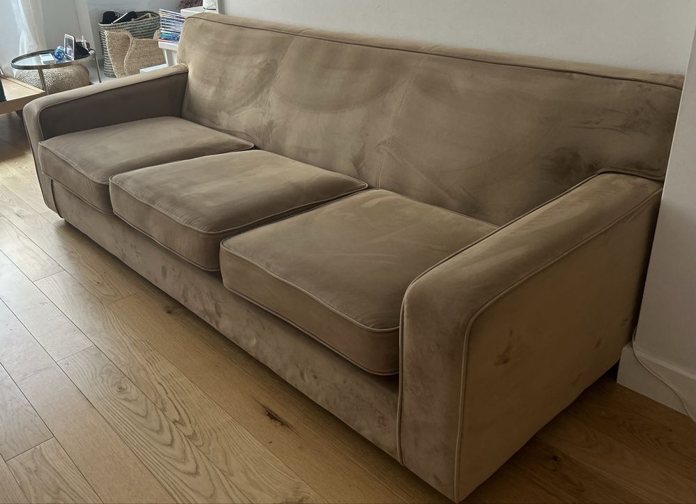Sofa 3 lugares da Area em Veludo castanho