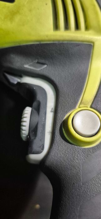 Berbequim Ryobi - 1100w