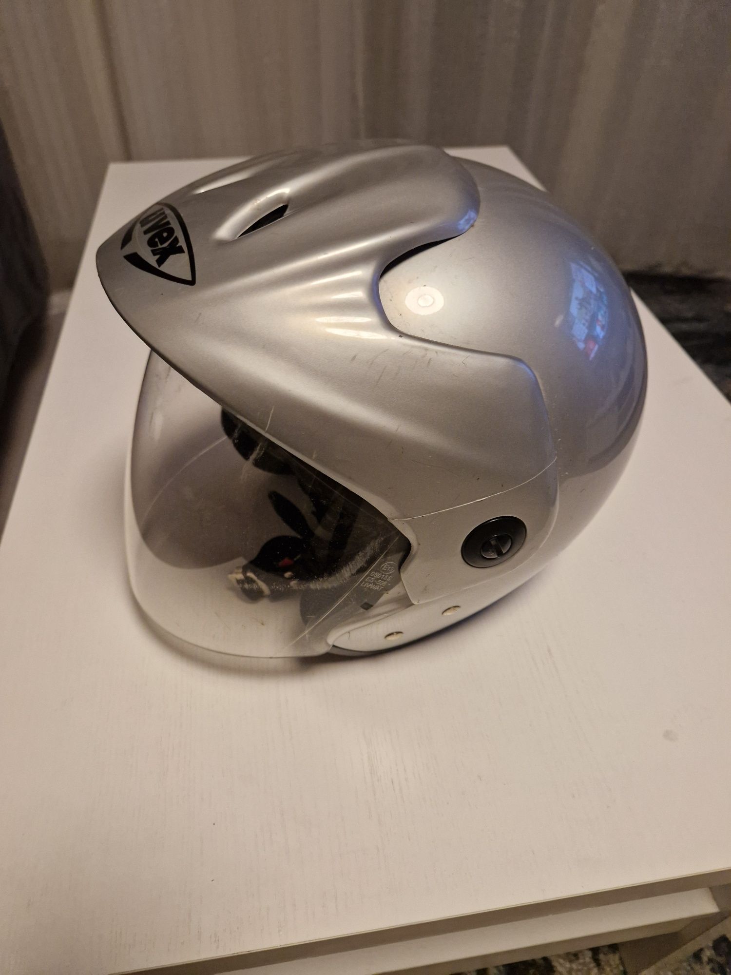 Kask Uvex Jet 120