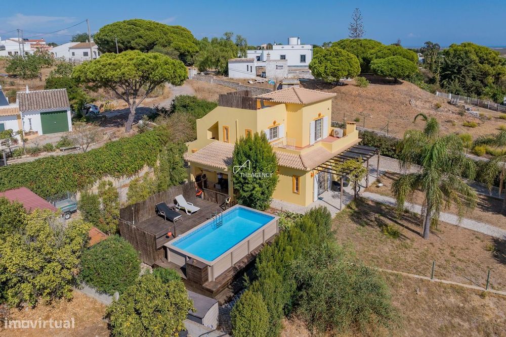 Moradia T3+1 com Vista para a Ria Formosa em Olhão - Algarve