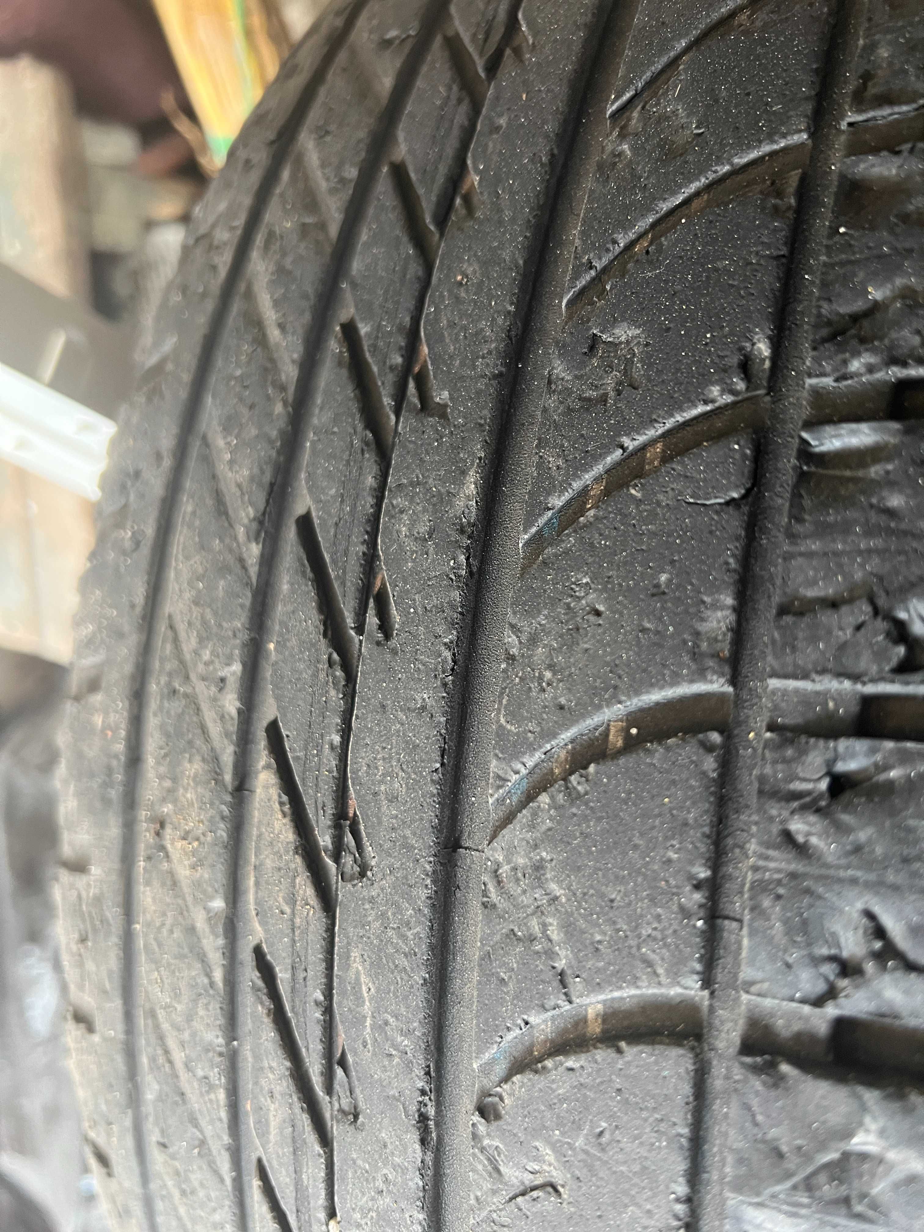 Шины Goodyear Eagle F1 275/45/21