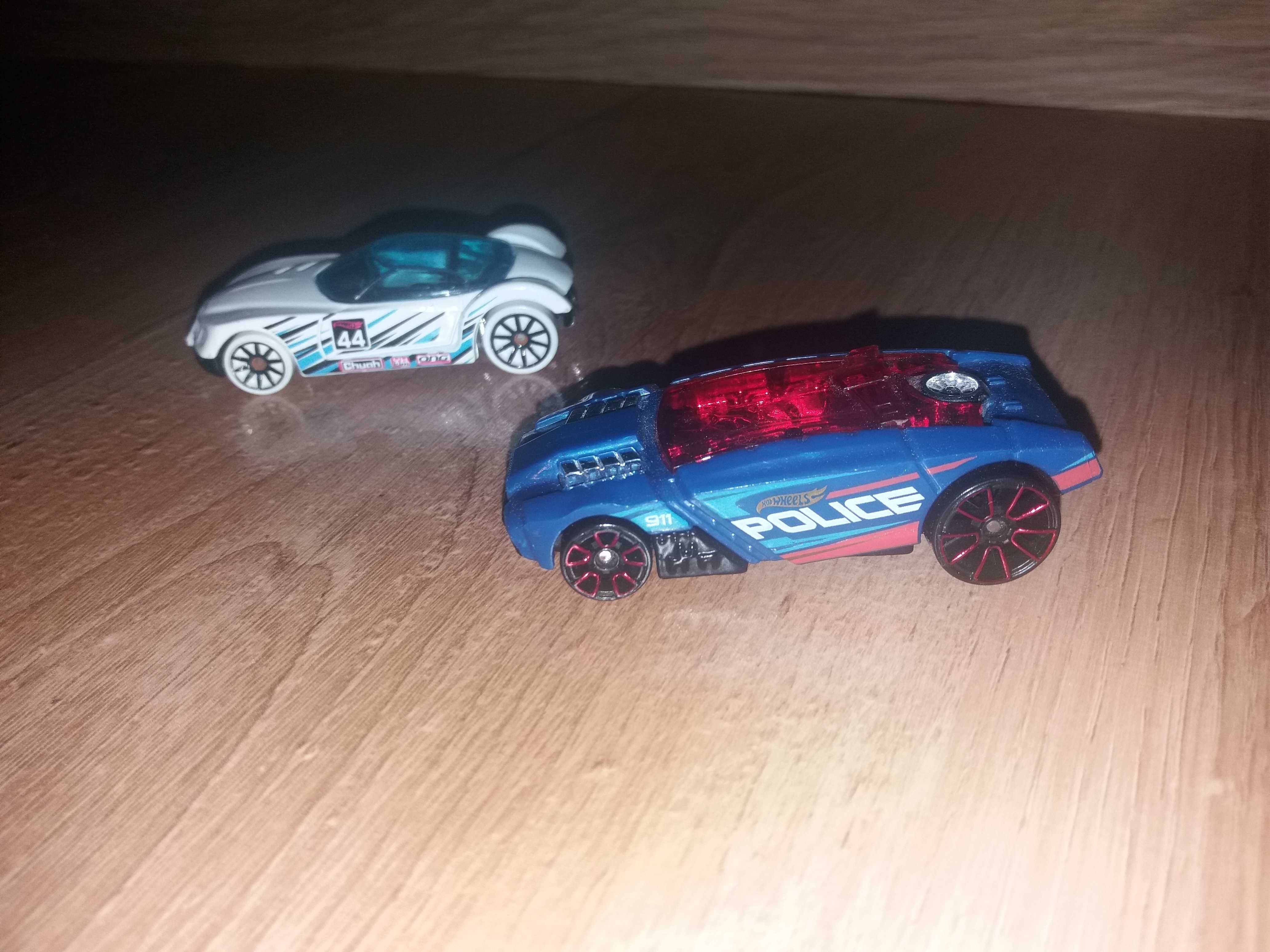 Hot wheels Atak smoka + Autko GRATIS!