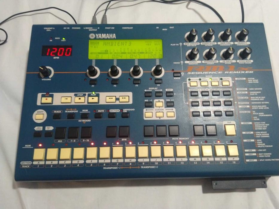 Groovebox yamaha rm1x, impecavel.