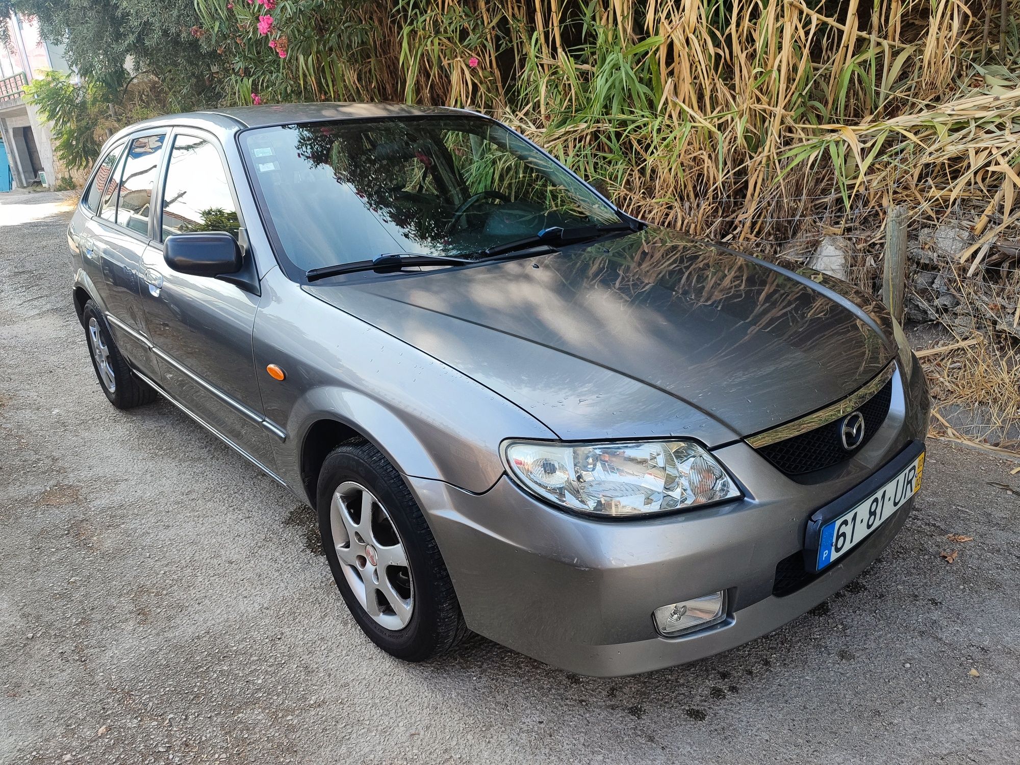 Mazda 323 1.4 F Evision