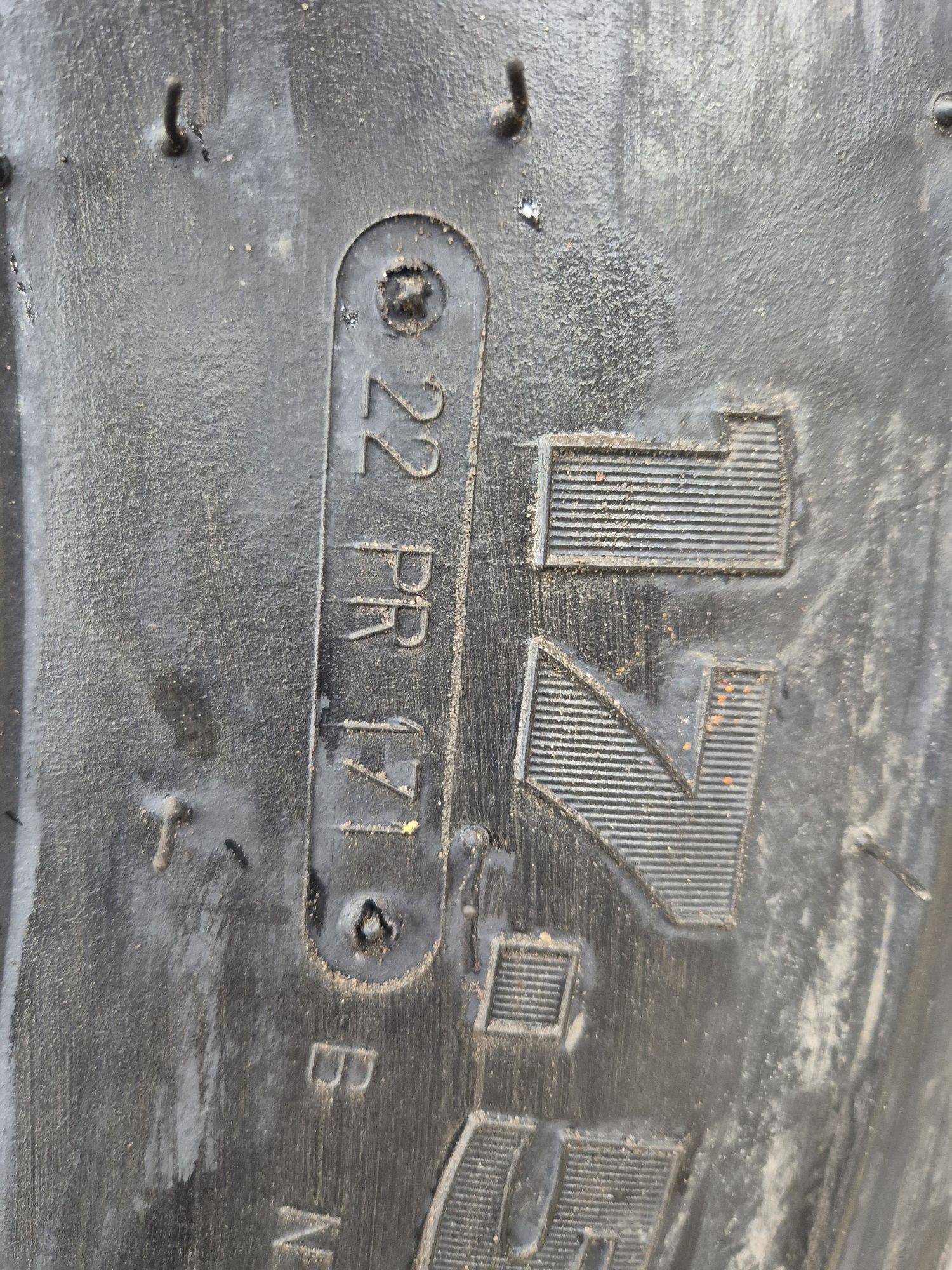 Opony 17.5-25  17.5r25