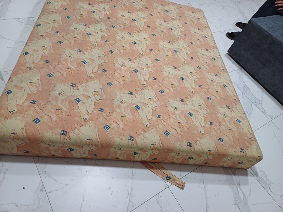 Матрас 160/200 в хорошому стані